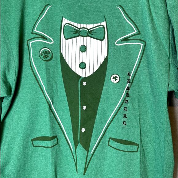 St Patricks Day Bowtie Green Shamrock Party Festival Graphic Tee Shirt XL NWT - Picture 2 of 4